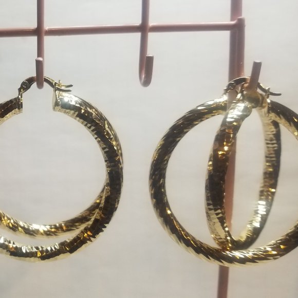 BUY 1 GET 1 FREE Gold Filled Large Hoops !***LOWERED PRICE... NON TARNISHING !!! - Picture 9 of 15